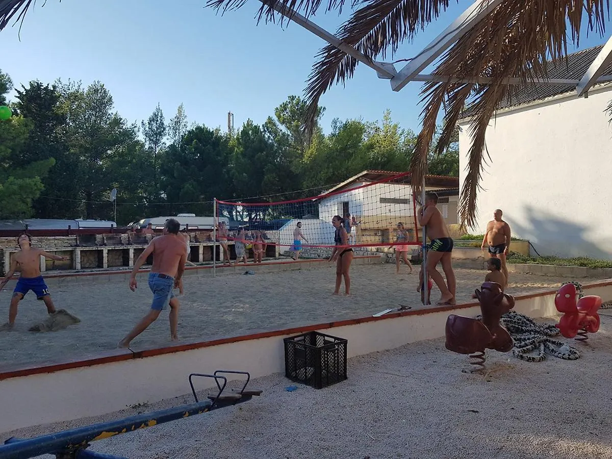 Campsite Anna Mobile House Hotel Privlaka