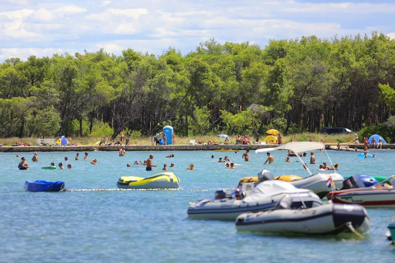 Anna Mobile House Hotel Privlaka  0*, Privlaka (Zadar) Croatia