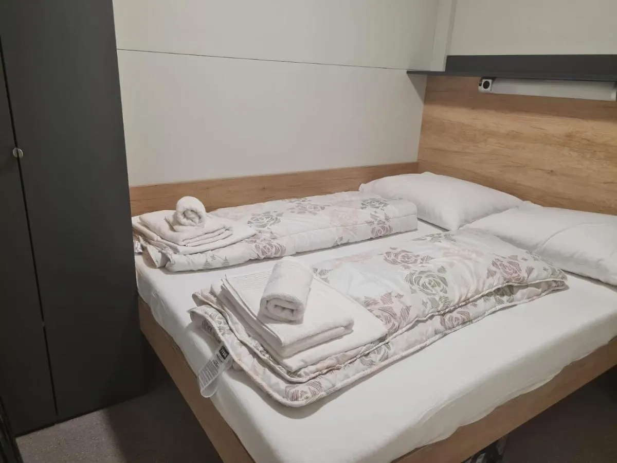 Campsite Anna Mobile House Hotel Privlaka